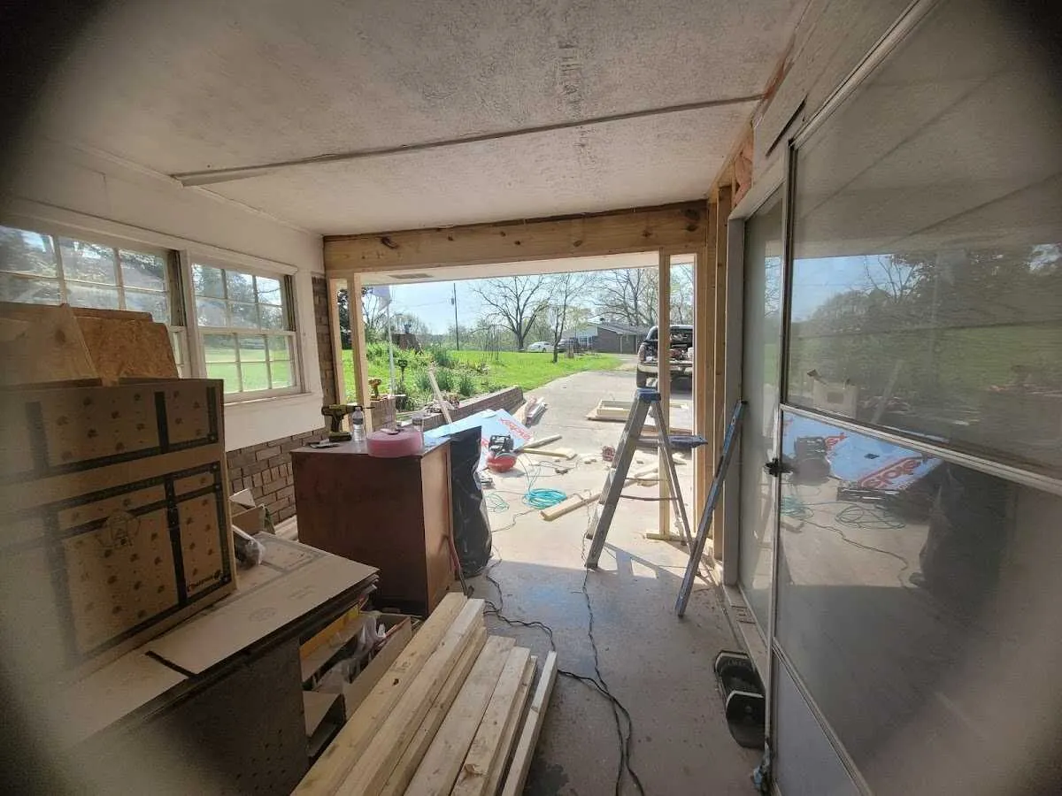 Air movers and dehumidifier for Water Mitigation Services in Lynchburg